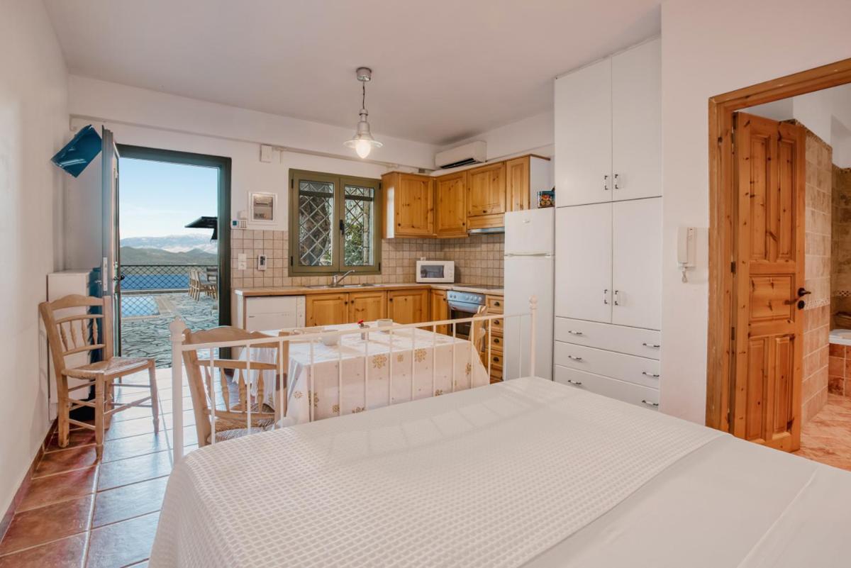 Diodati Villas Nikiana Exterior photo
